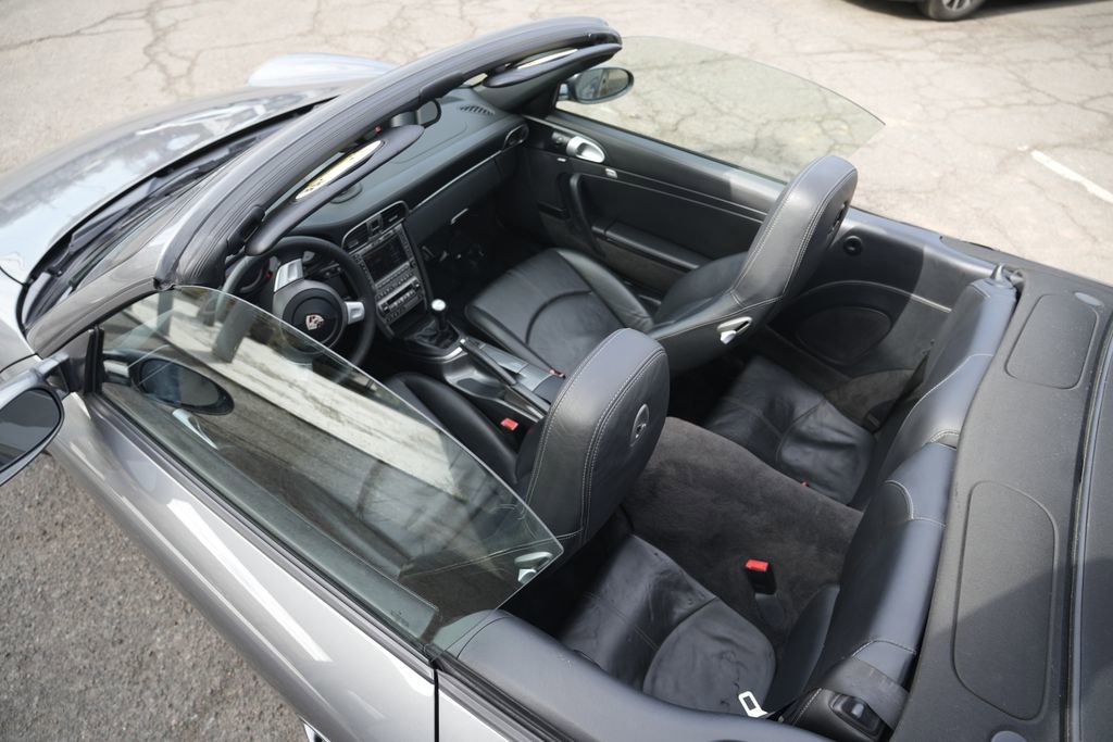 Used 2008 Porsche 911 Carrera S image 19