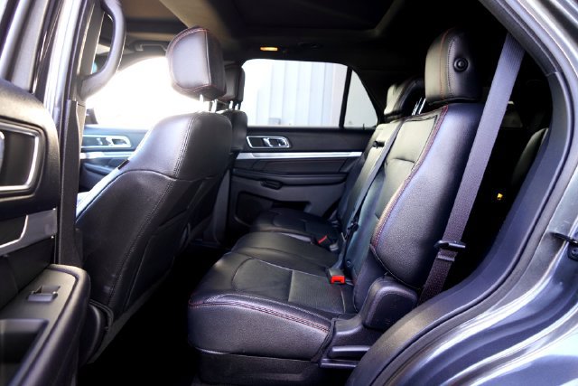 Used 2016 Ford Explorer Sport AWD/4WD image 29