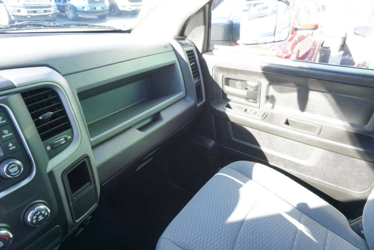 Used 2019 RAM 1500 Express AWD/4WD image 21