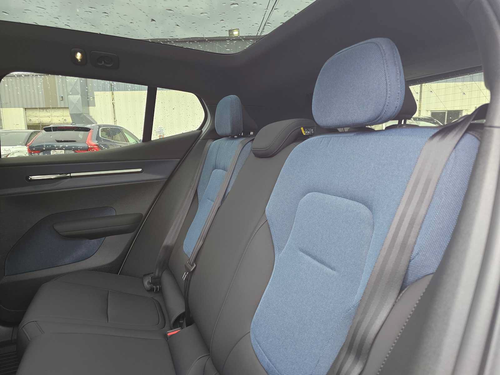 New 2026 Volvo EX30 Cross Country Ultra w/ Protection Package Premier AWD/4WD image 19