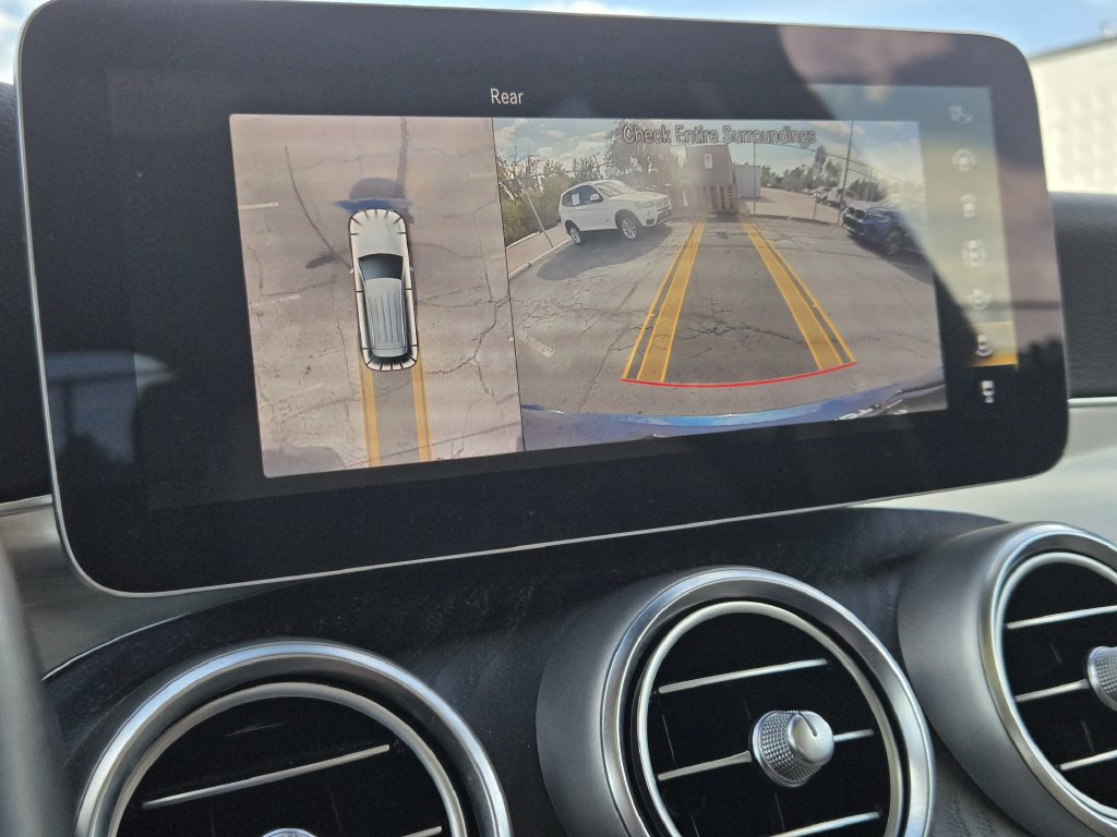 Used 2022 Mercedes-Benz GLC 300 image 17