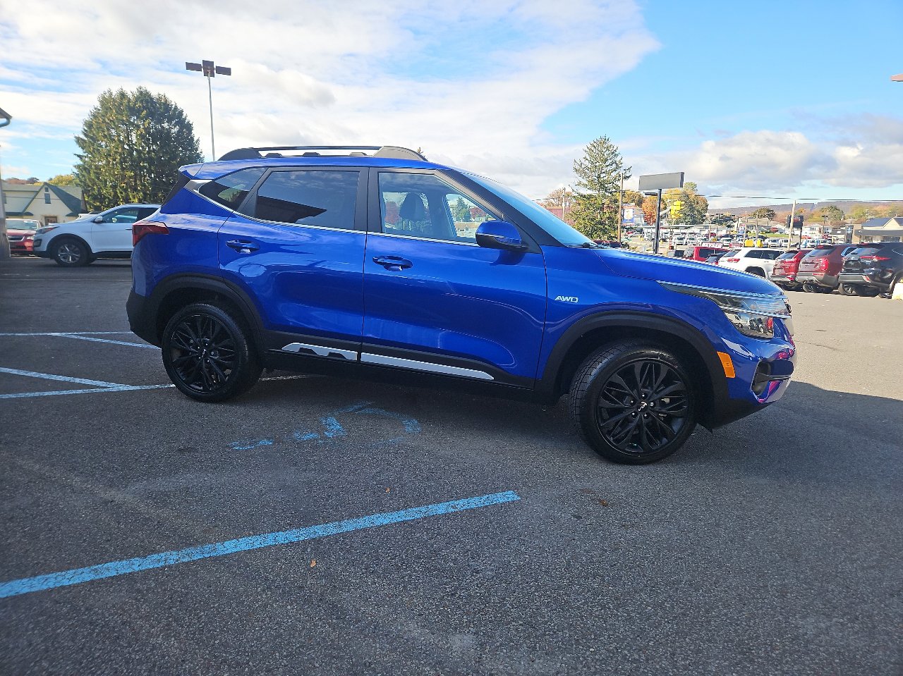 Used 2022 Kia Seltos Nightfall Edition image 39