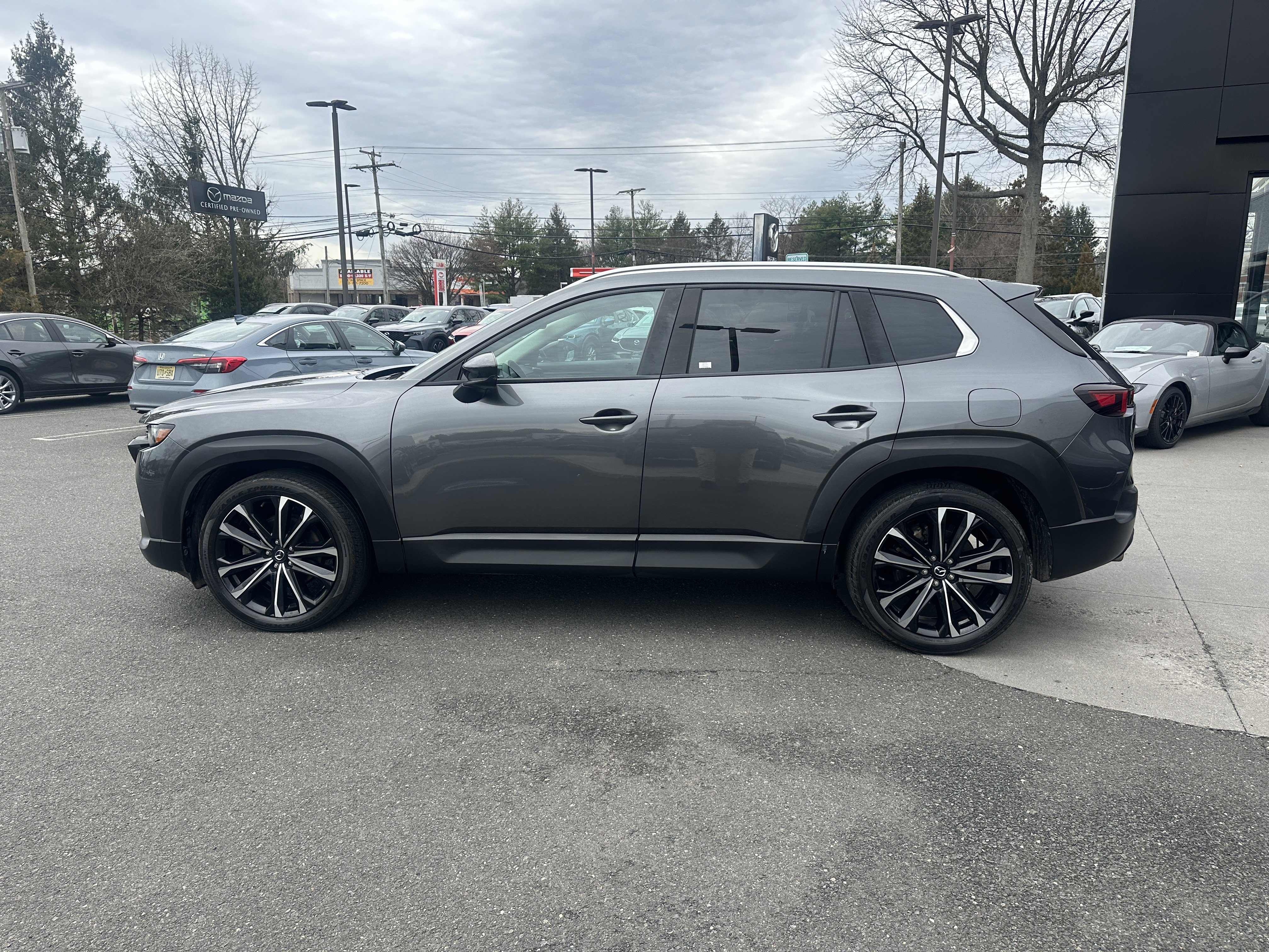 Used 2023 MAZDA CX-50 AWD 2.5 S w/ Premium Plus Pkg image 3