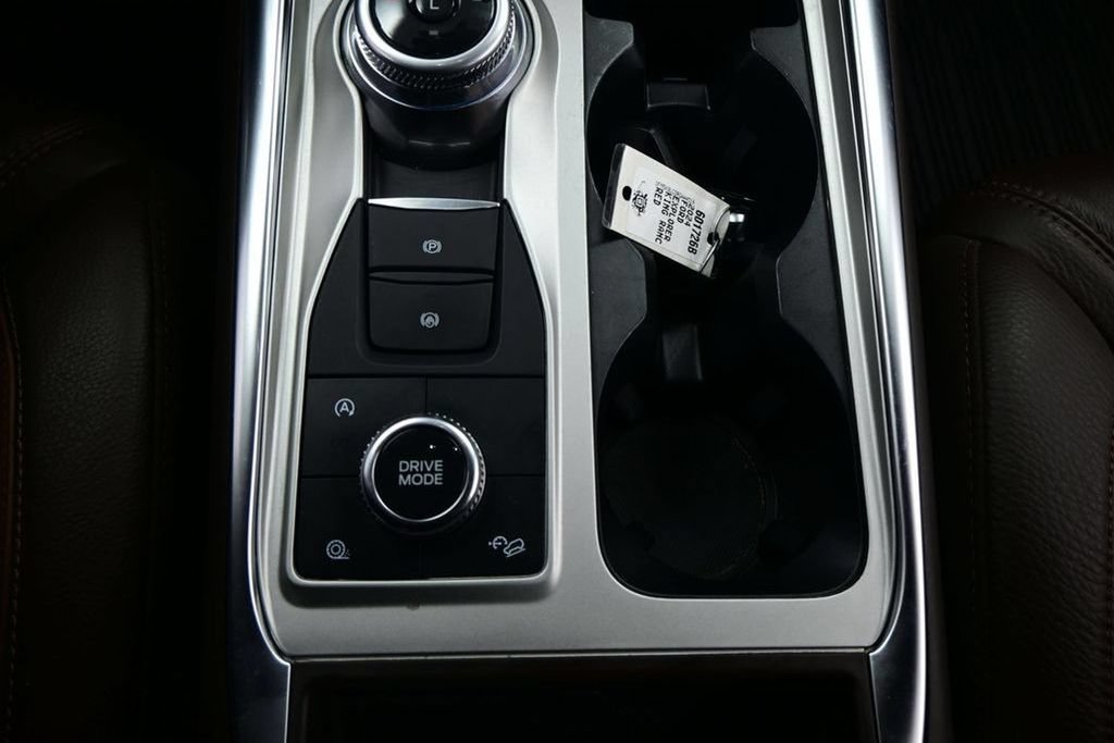 Used 2024 Ford Explorer King Ranch w/ Technology Package AWD/4WD image 31