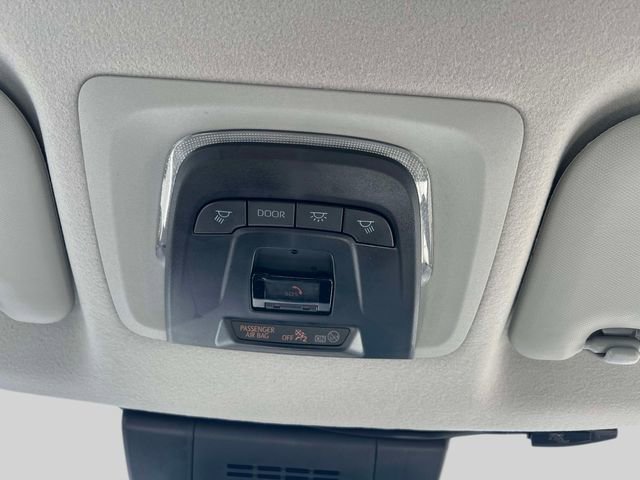 Certified 2023 Toyota Corolla Cross L image 34