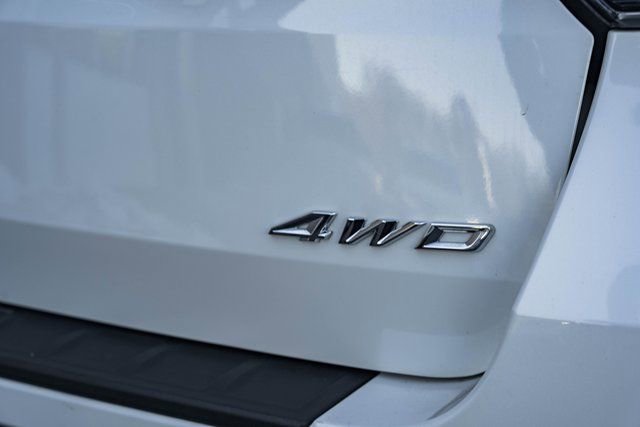 Used 2025 Ford Explorer ST-Line w/ ST-Line Street Pack image 12