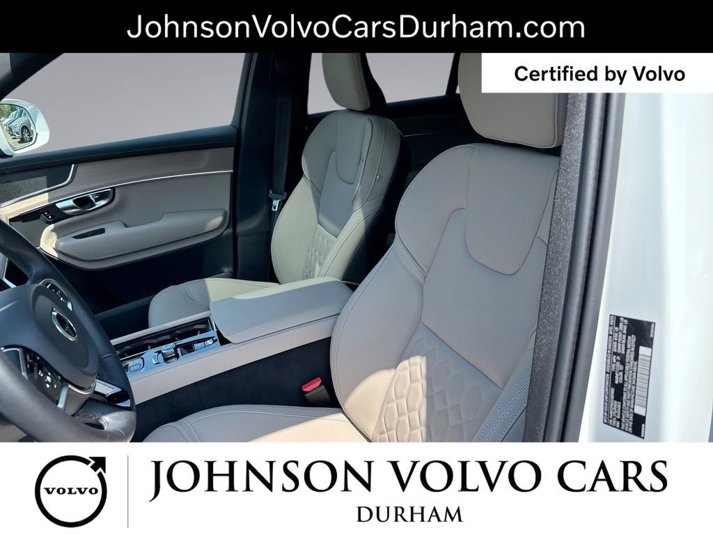 Certified 2025 Volvo XC90 B5 Core AWD/4WD image 14