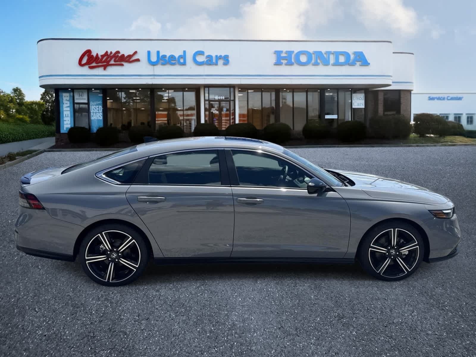 Used 2025 Honda Accord Sport image 6