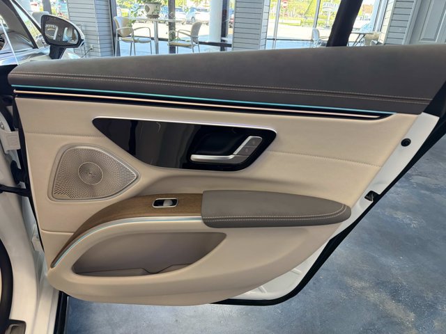 Used 2023 Mercedes-Benz EQS 450+ Sedan image 20