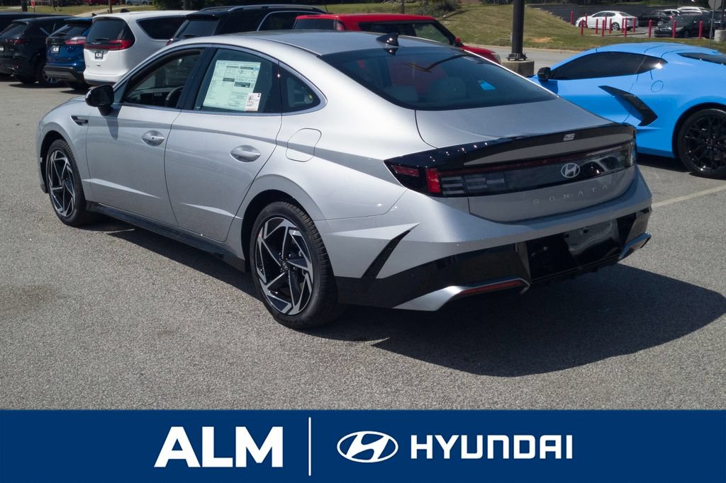 New 2026 Hyundai Sonata SEL FWD image 9