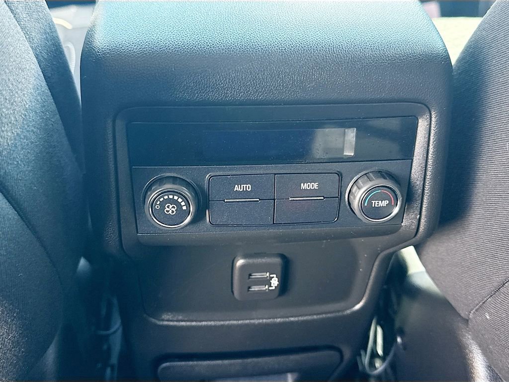 Used 2019 GMC Acadia SLE w/ LPO, Black Accent Package image 27