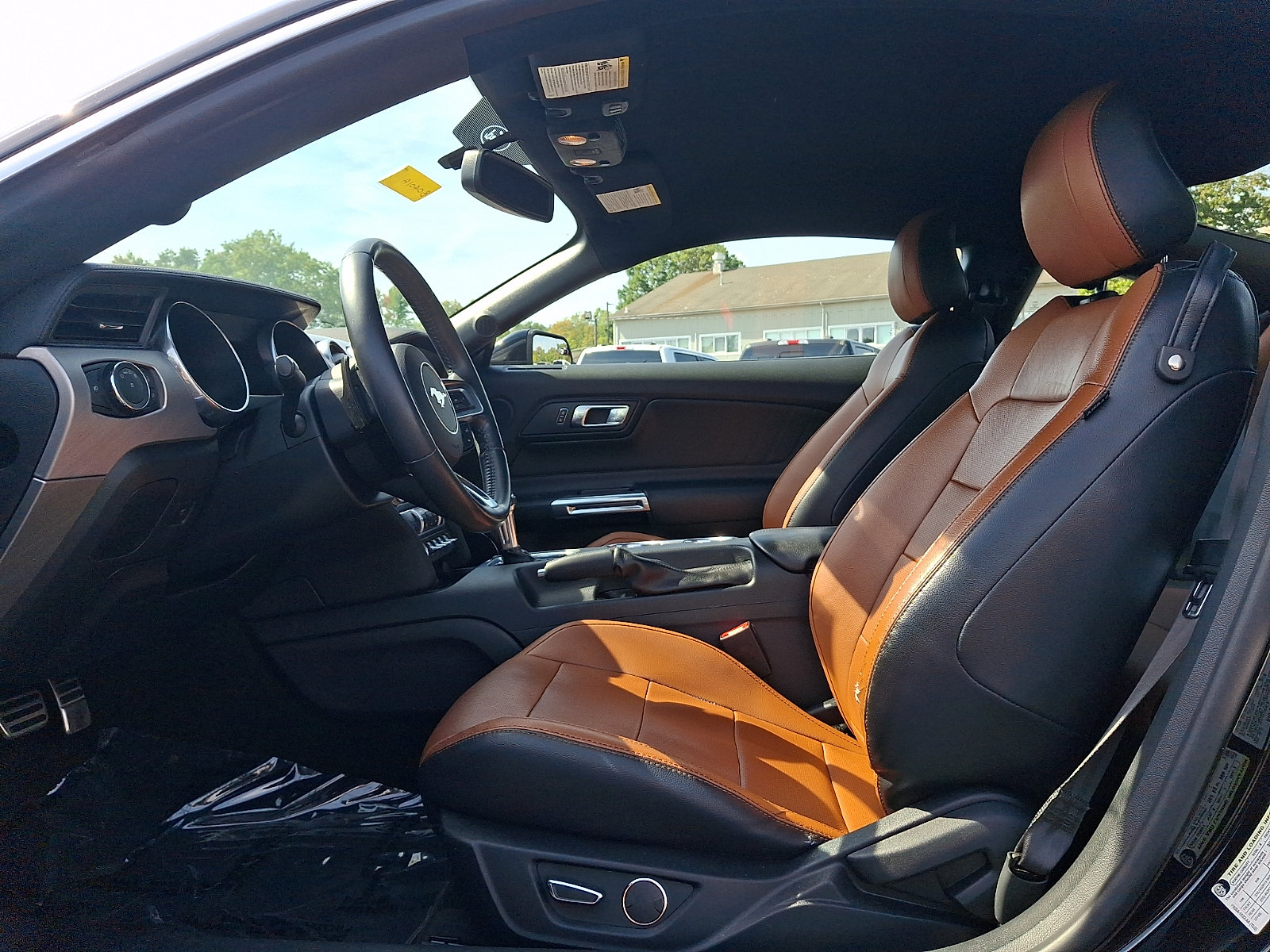 Used 2018 Ford Mustang Premium w/ Pony Package RWD image 17