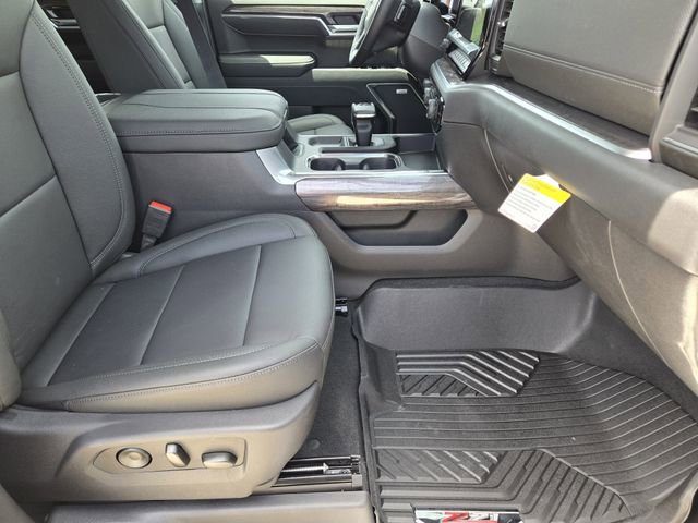 New 2026 Chevrolet Silverado 1500 LTZ w/ LTZ Premium Package AWD/4WD image 10