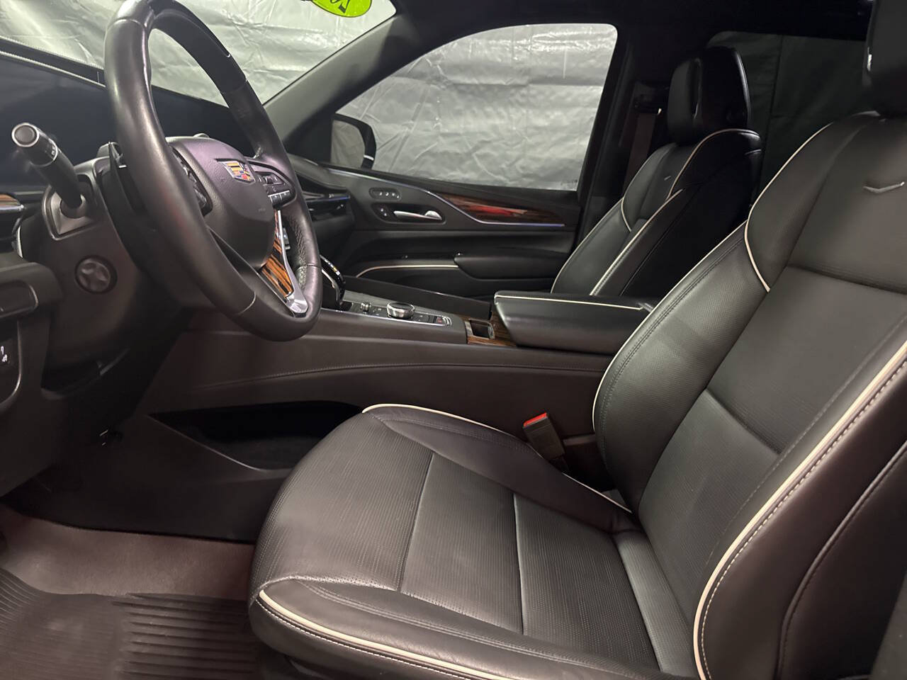 Used 2023 Cadillac Escalade ESV Premium Luxury w/ LPO, Floor Liner Package AWD/4WD image 22