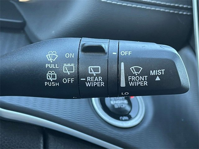 Used 2024 Jeep Grand Cherokee L Altitude image 37