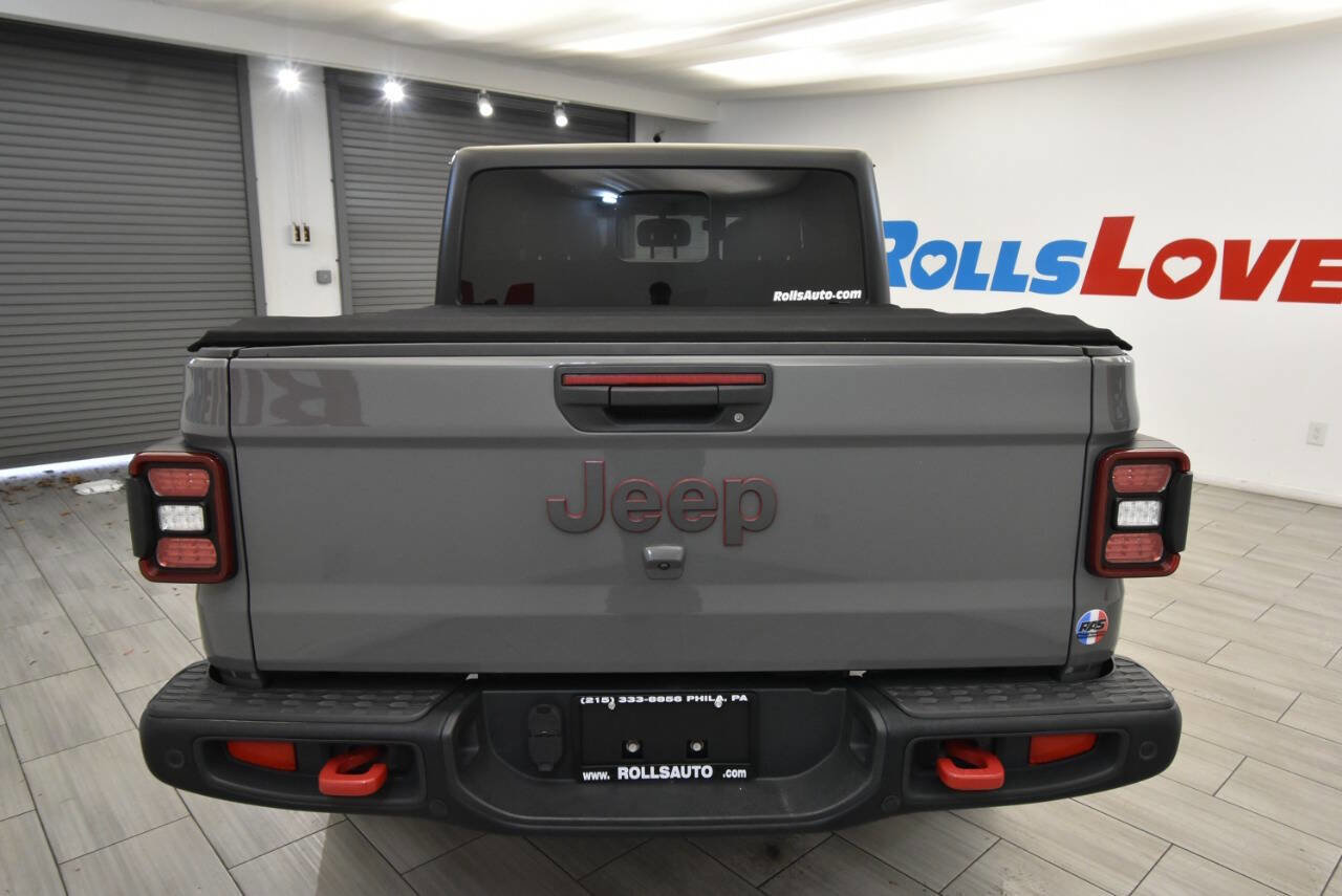 Used 2022 Jeep Gladiator Rubicon w/ LED Lighting Group AWD/4WD image 4