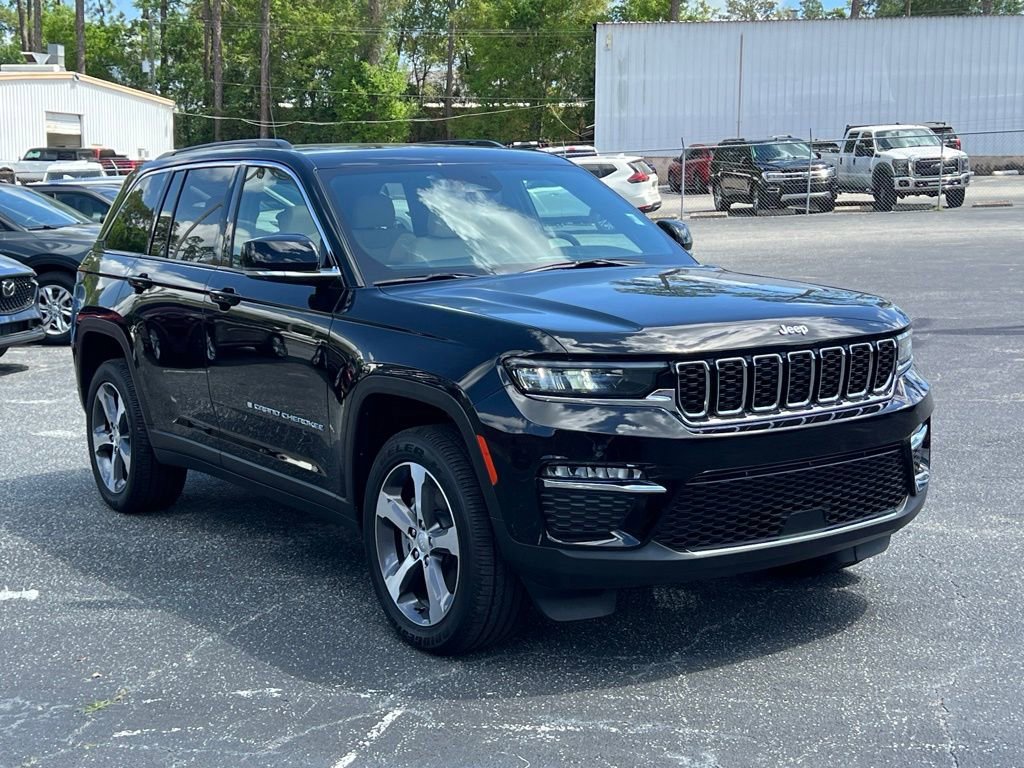 Used 2024 Jeep Grand Cherokee Limited 4xe image 8