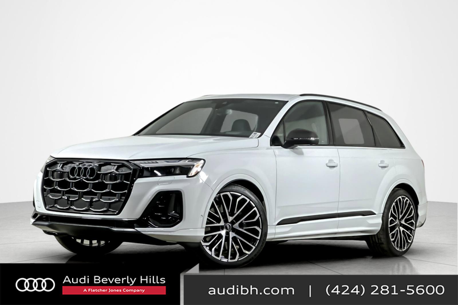 New 2025 Audi SQ7 Prestige