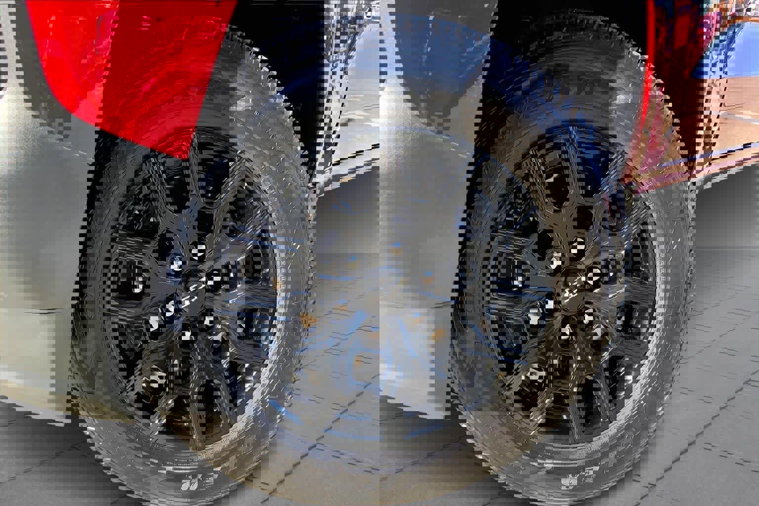 Used 2026 Chevrolet Colorado W/T w/ WT Custom Package image 11