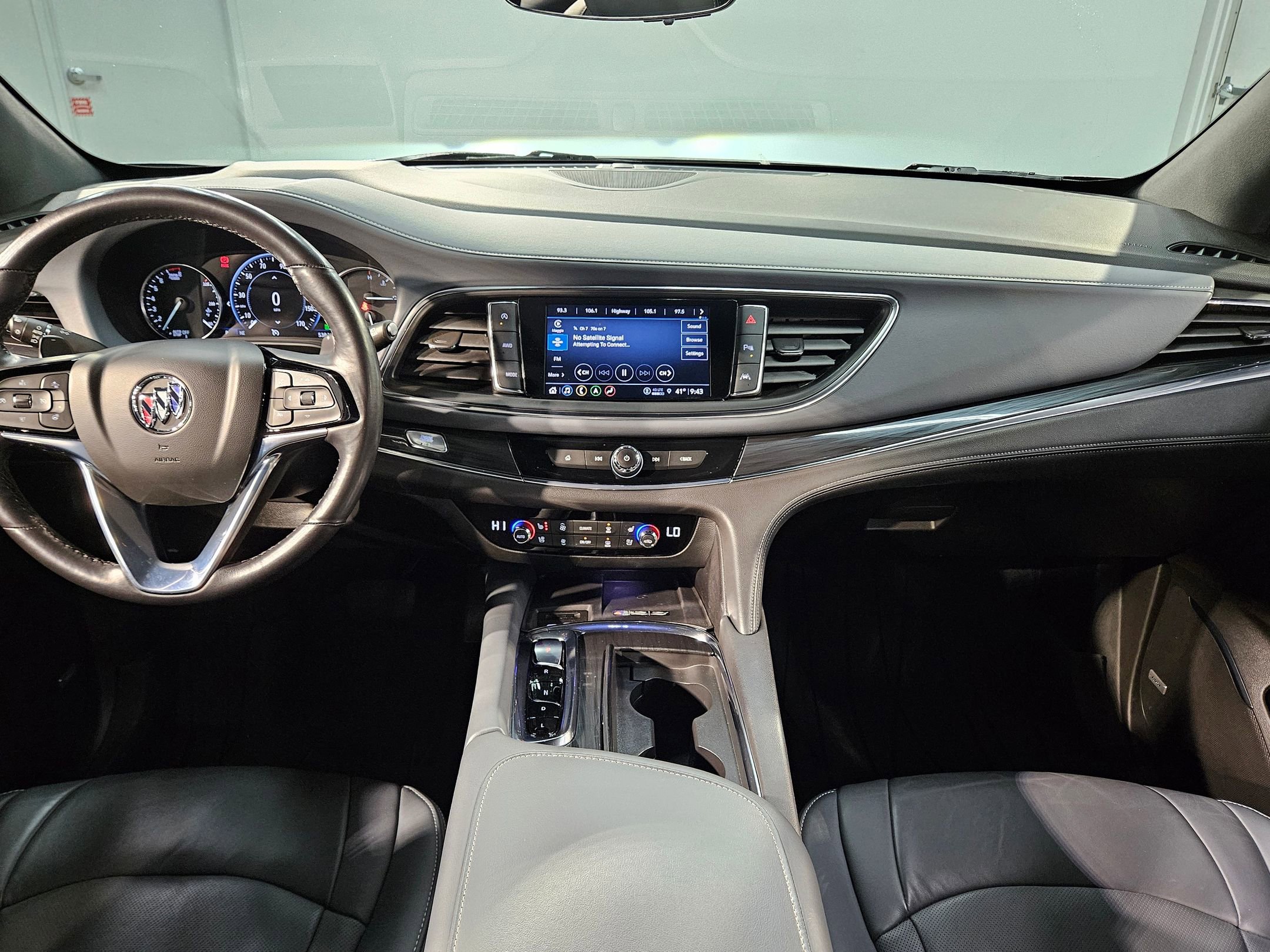 Used 2023 Buick Enclave Premium w/ Experience Buick Package image 10