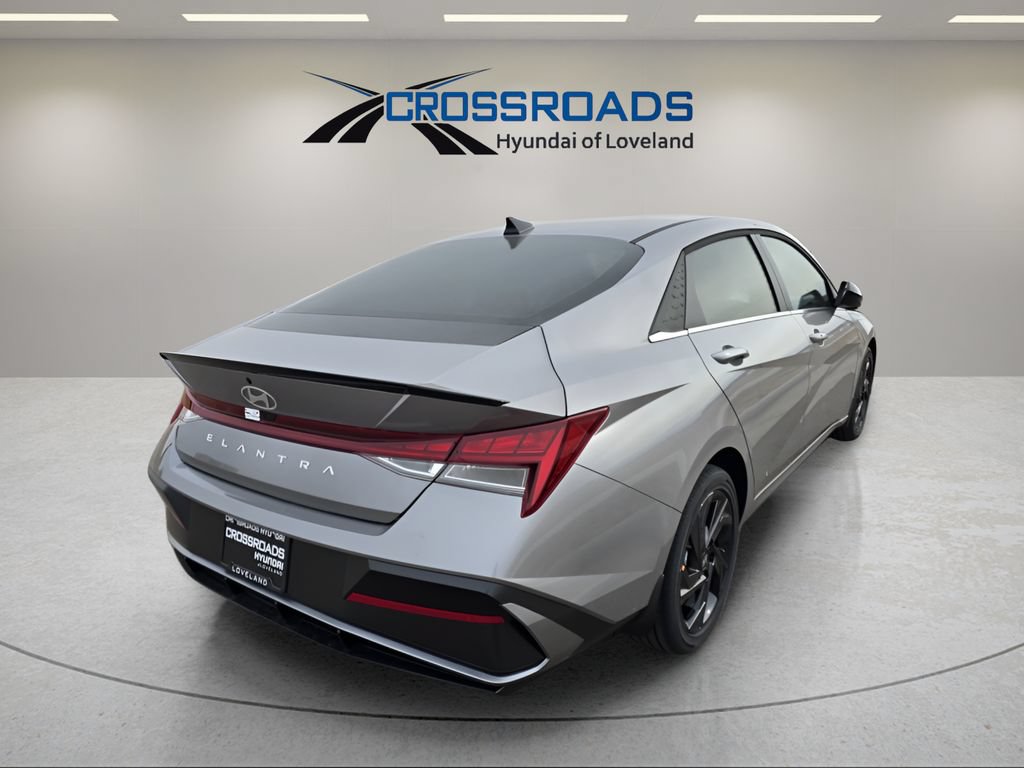 New 2026 Hyundai Elantra SEL Sport Premium FWD image 5