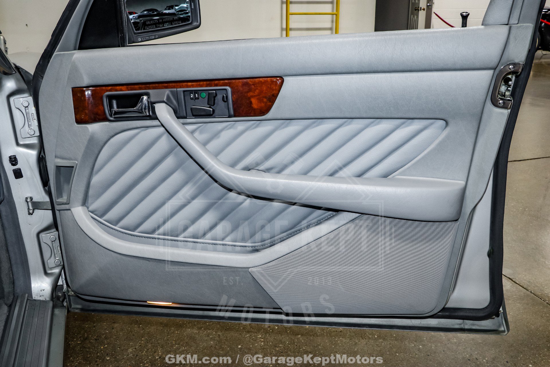 Used 1991 Mercedes-Benz 560 SEL image 67