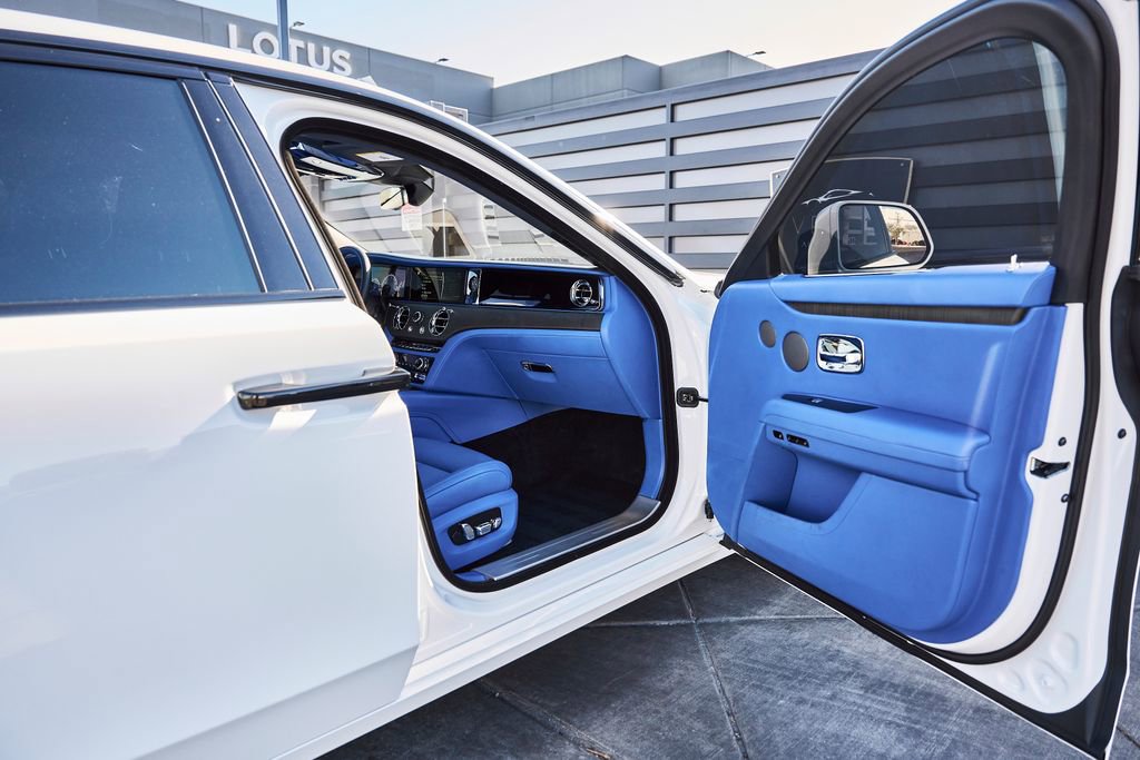 Used 2024 Rolls-Royce Ghost AWD/4WD image 21