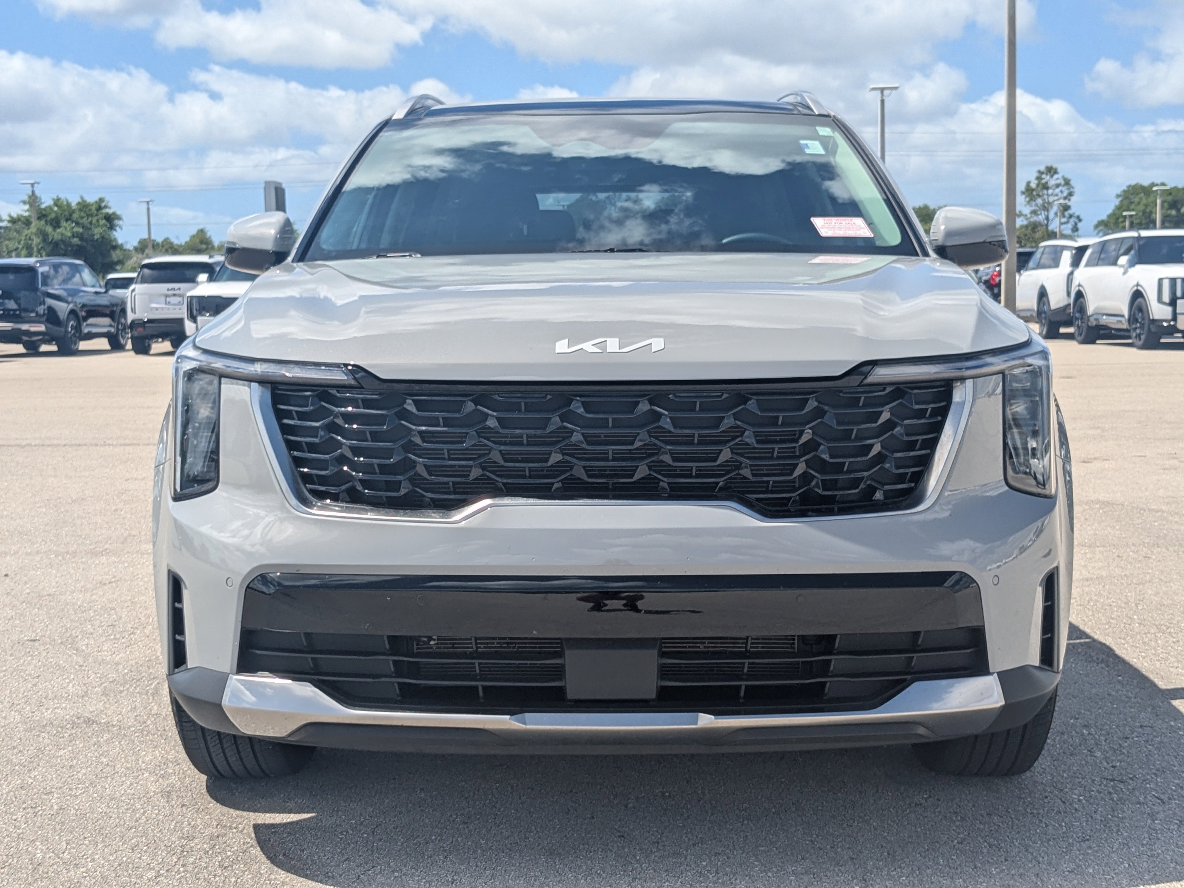 Certified 2024 Kia Sorento S w/ Panoramic Sunroof Package image 3