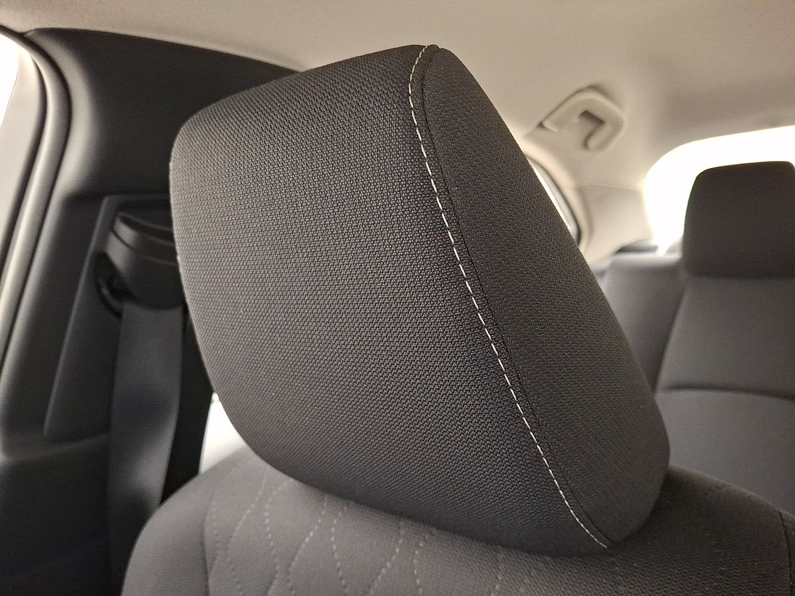 Certified 2025 Toyota Corolla LE FWD image 24