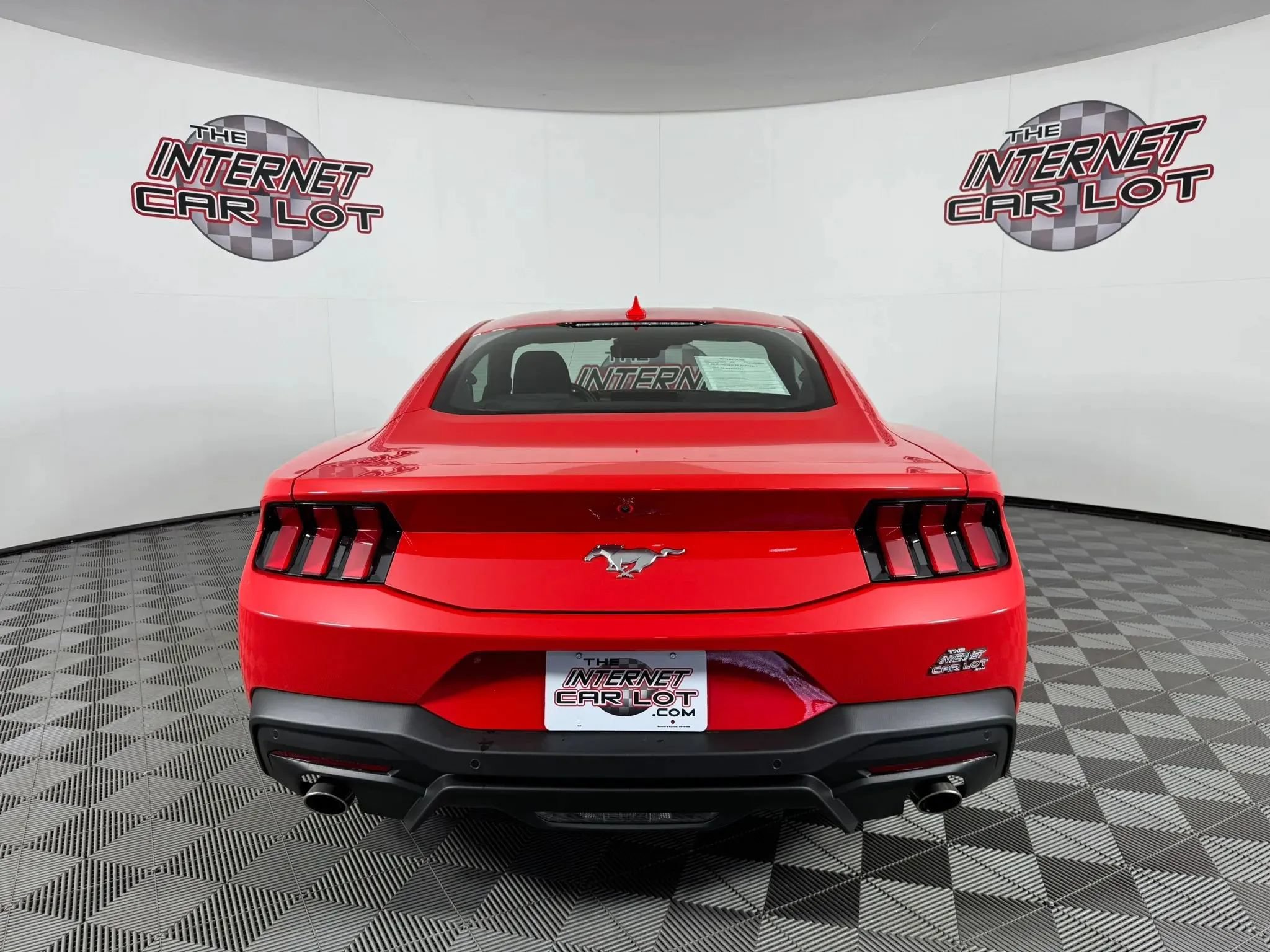 Used 2026 Ford Mustang Coupe RWD image 6