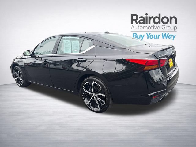 Used 2025 Nissan Altima 2.5 SR AWD/4WD image 5