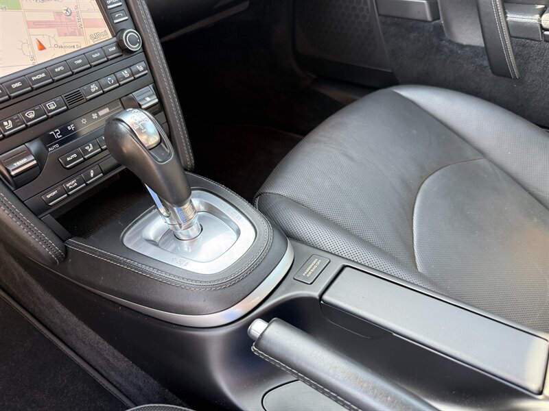Used 2011 Porsche 911 Turbo AWD/4WD image 27