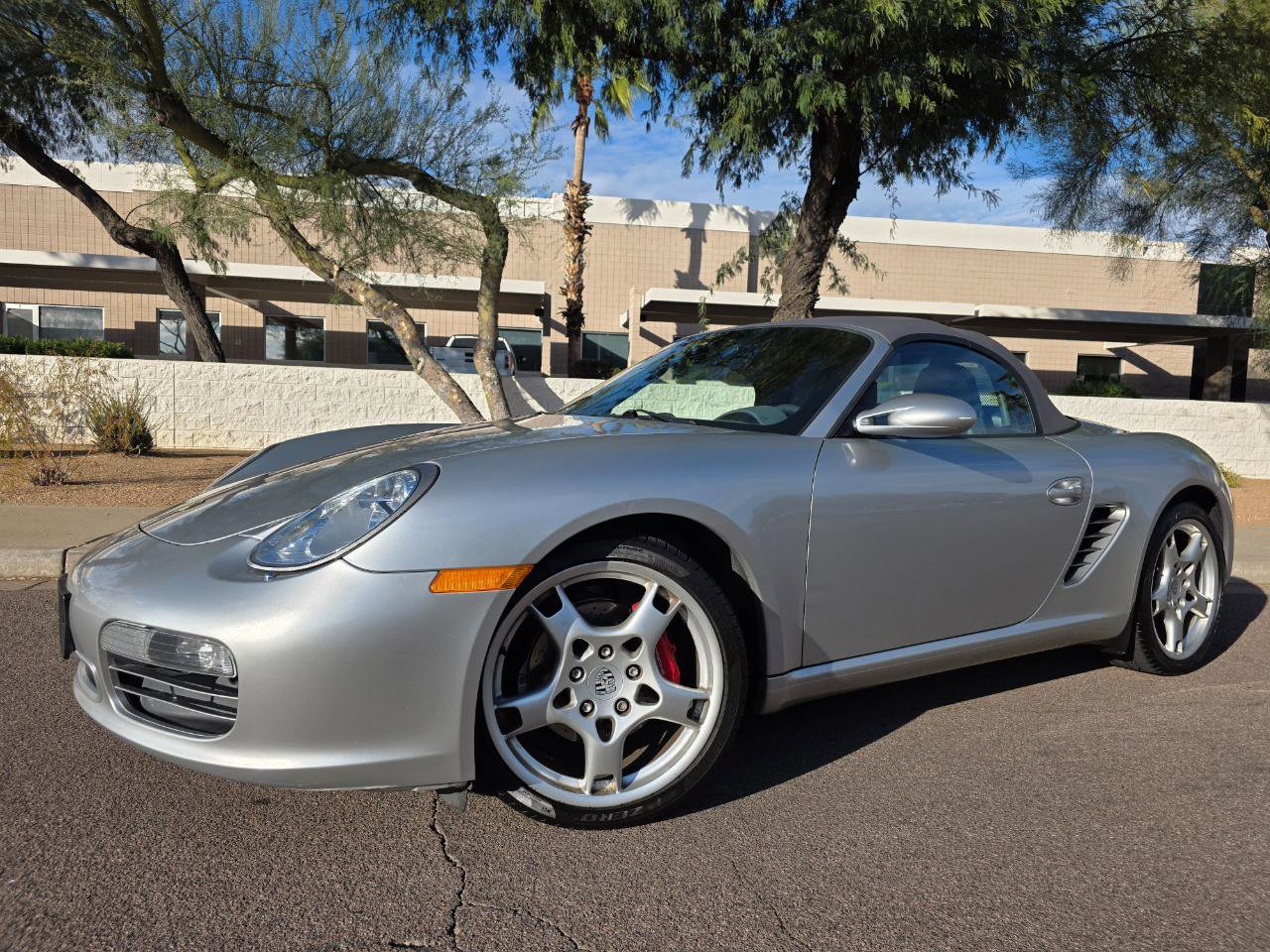 Used 2005 Porsche Boxster S image 2