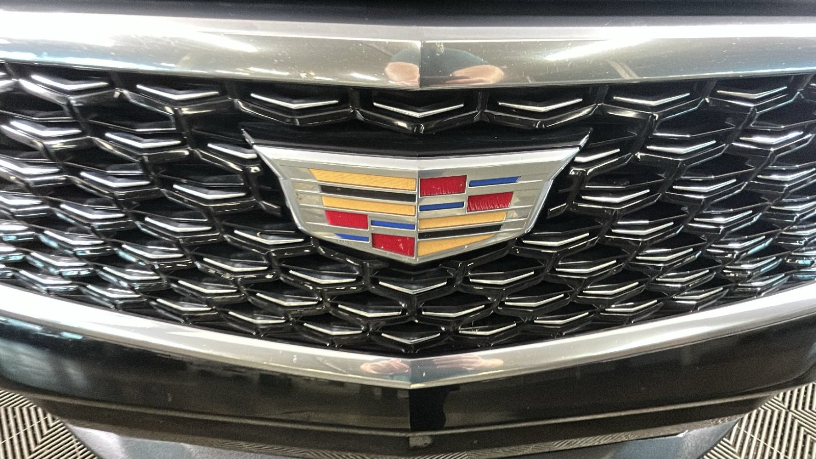 Used 2024 Cadillac XT4 Premium Luxury AWD/4WD image 10