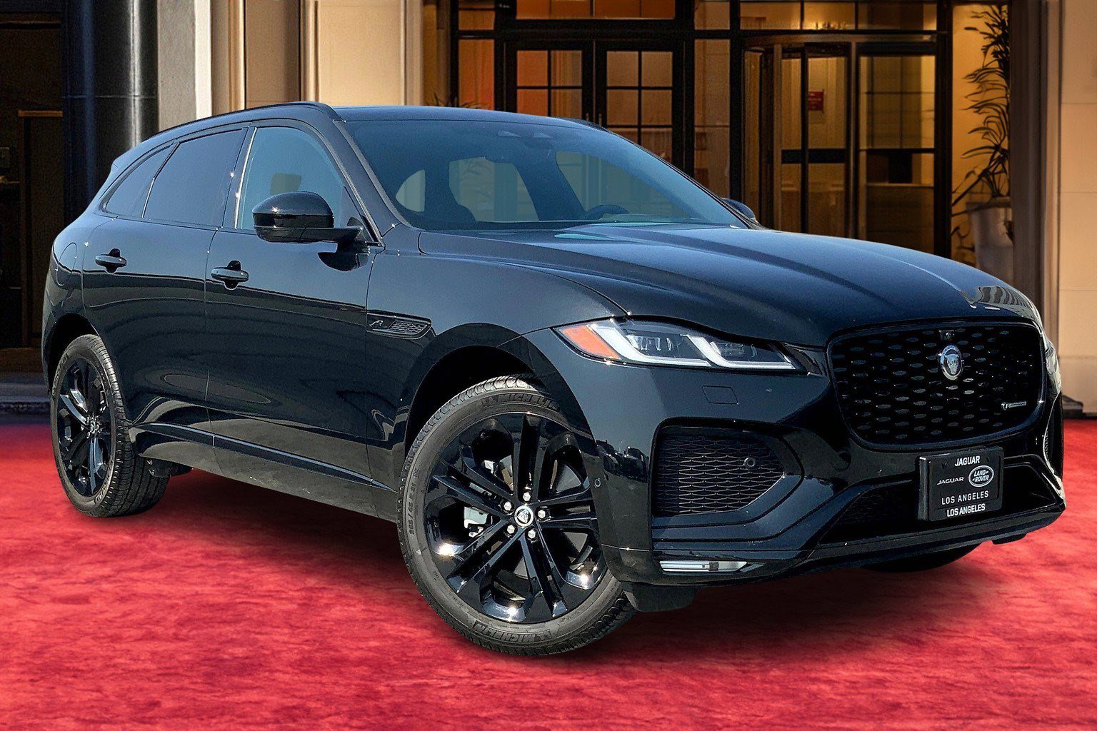 Used 2025 Jaguar F-PACE R-Dynamic S image 10