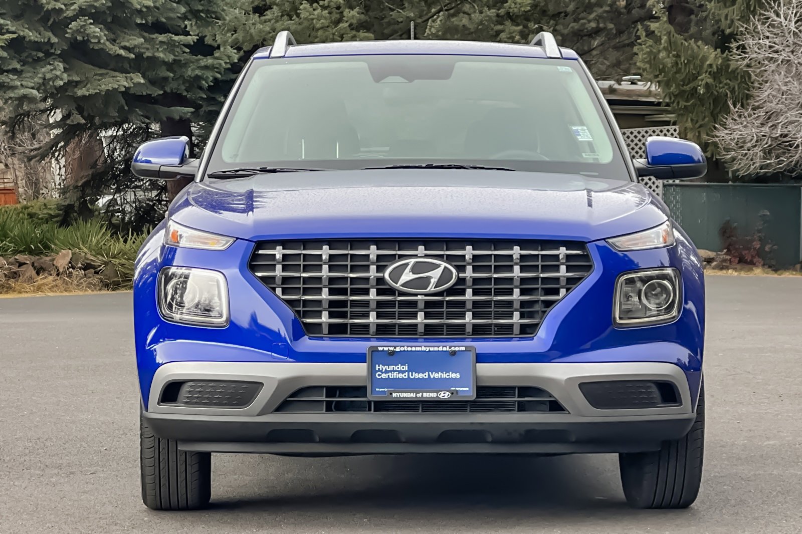 Certified 2025 Hyundai Venue SEL image 10