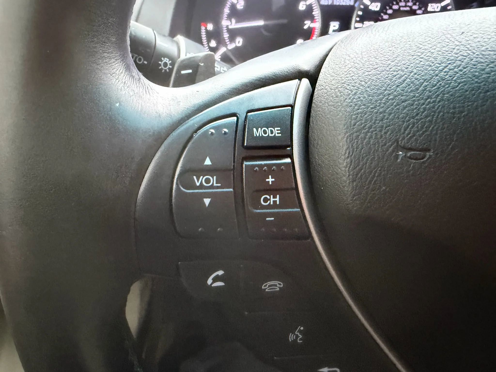 Used 2015 Acura RDX AWD w/ Technology Package image 13