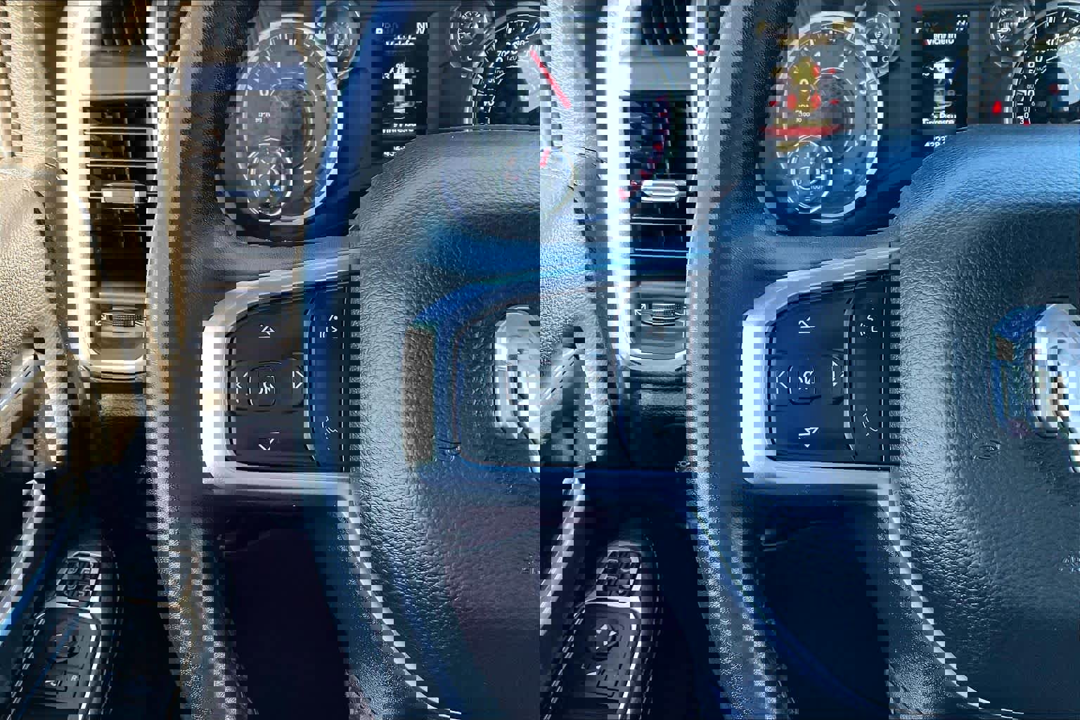 Used 2024 RAM 2500 Big Horn w/ Off Road Package image 23