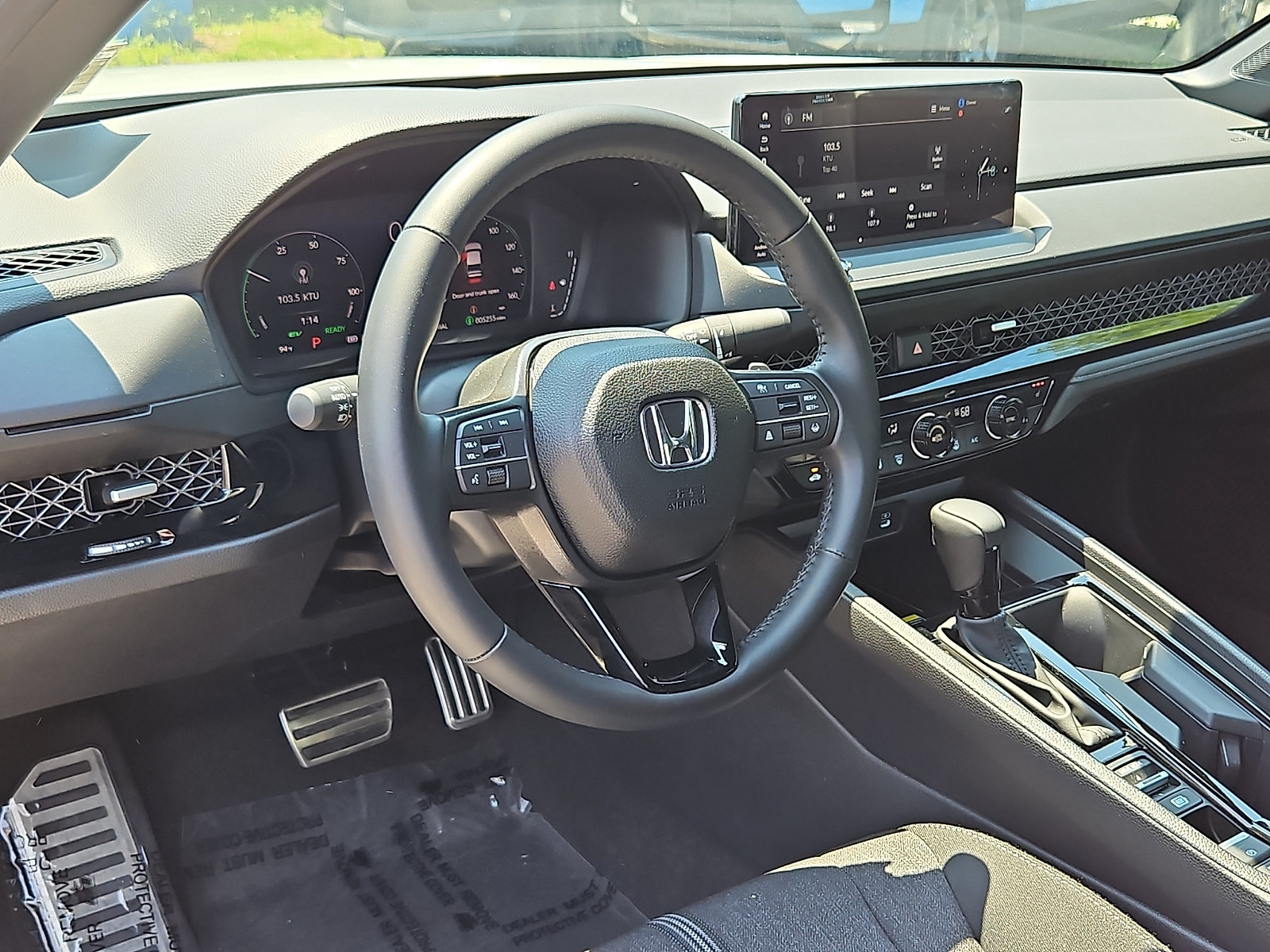 Used 2025 Honda Accord Sport image 27