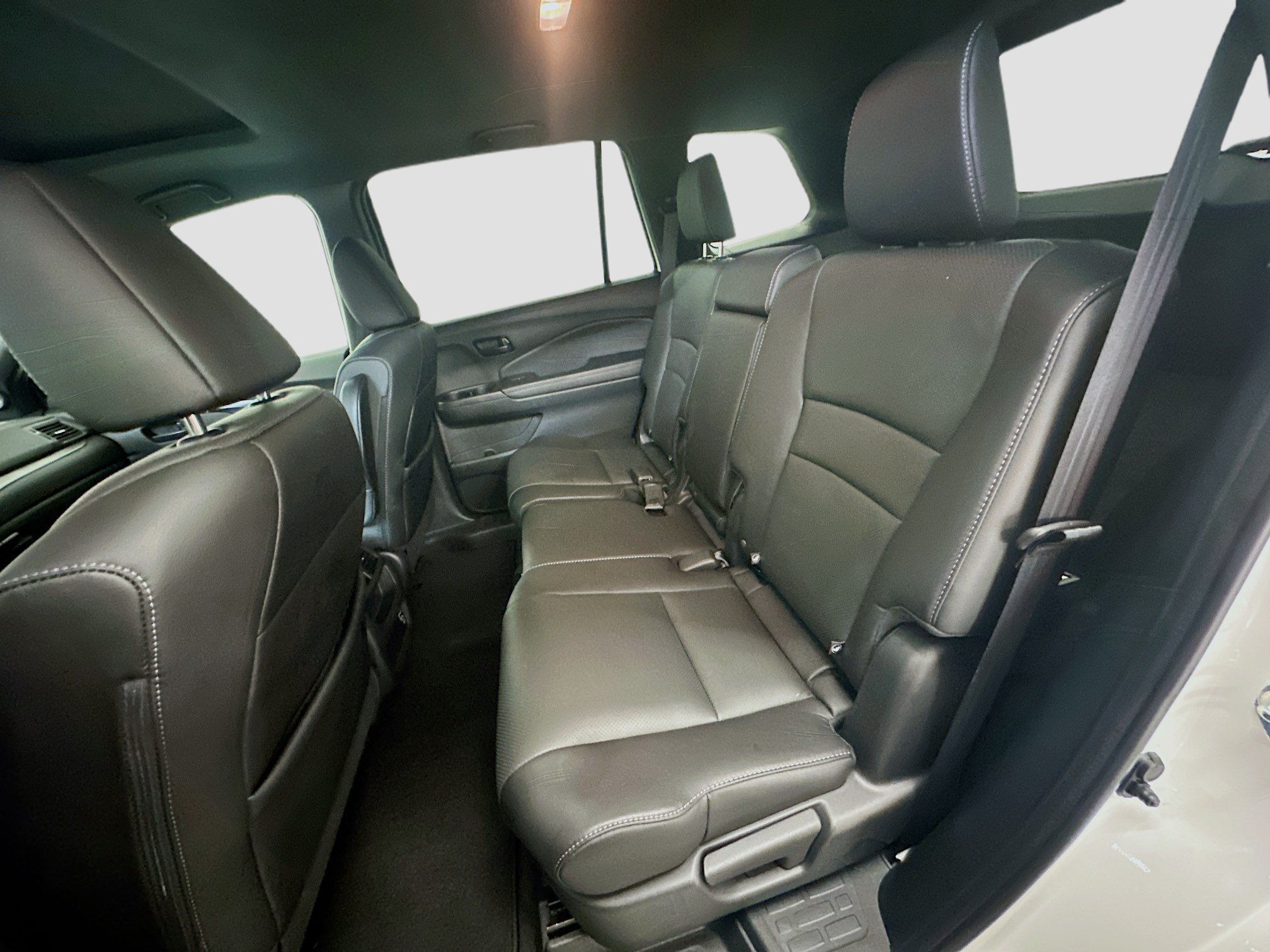 Used 2023 Honda Passport EX-L image 29