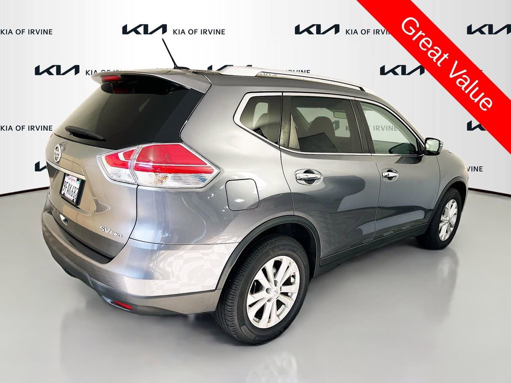 Used 2016 Nissan Rogue SV AWD/4WD image 12