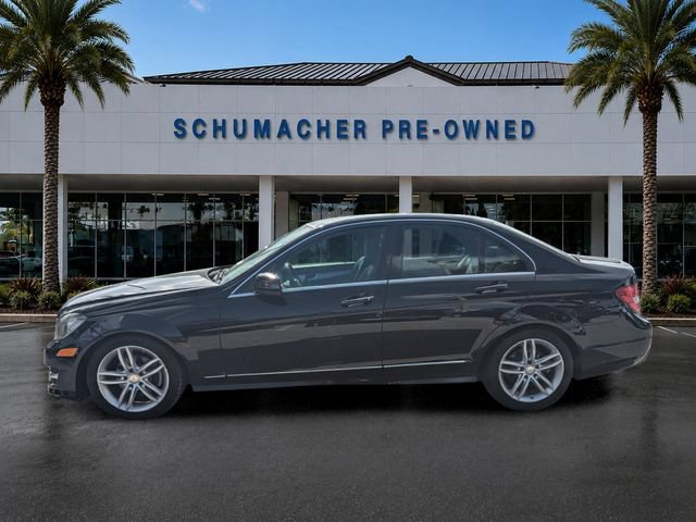 Used 2013 Mercedes-Benz C 250 Sedan image 4