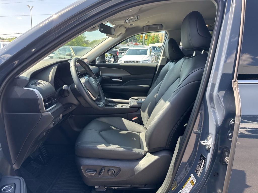 Used 2026 Toyota Grand Highlander AWD Hybrid image 14