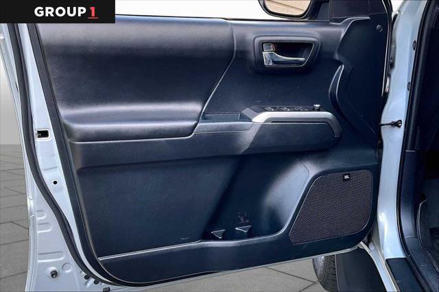 Certified 2018 Toyota Tacoma Limited AWD/4WD image 22