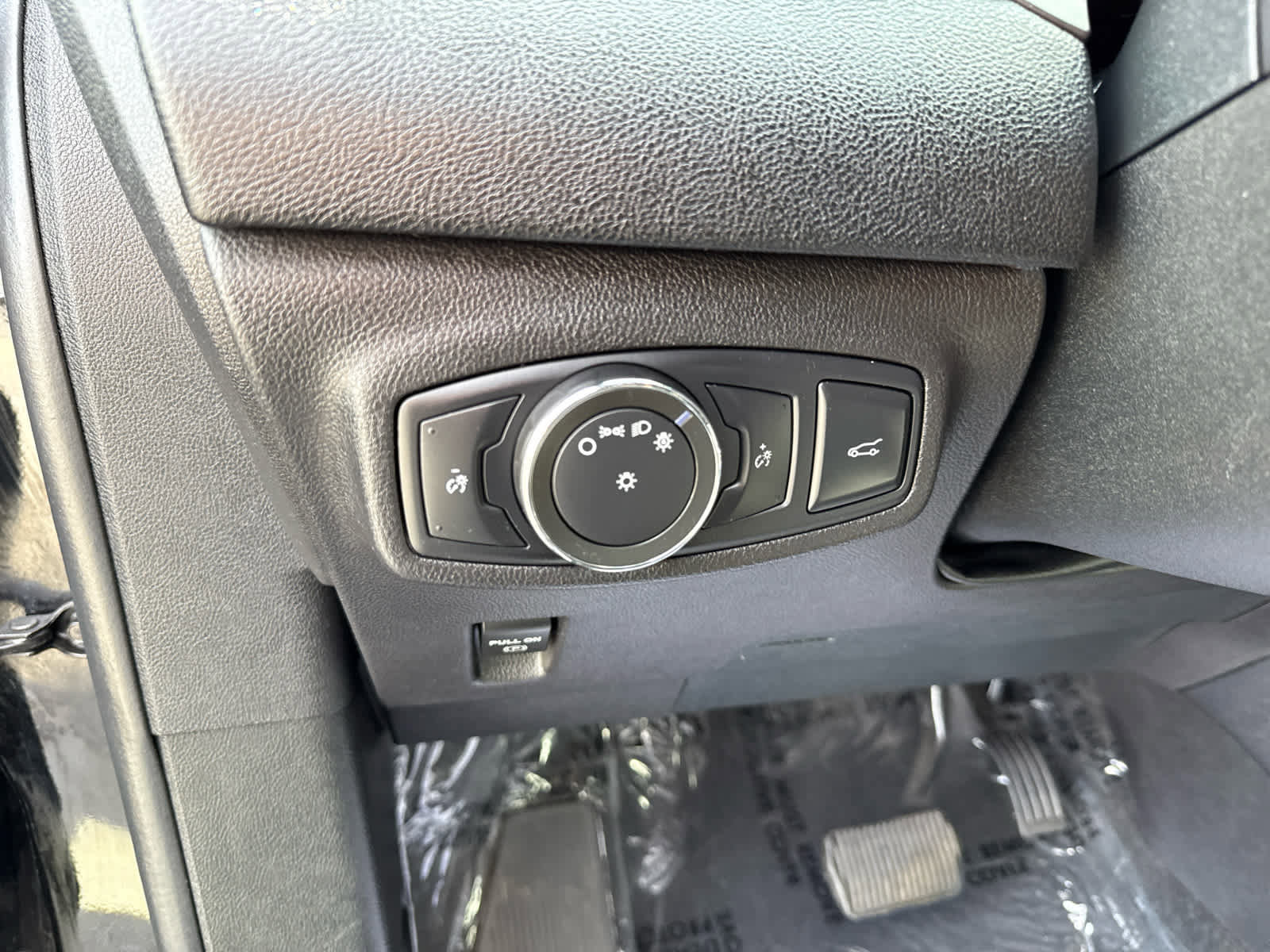 Used 2017 Lincoln MKC Premiere FWD image 18