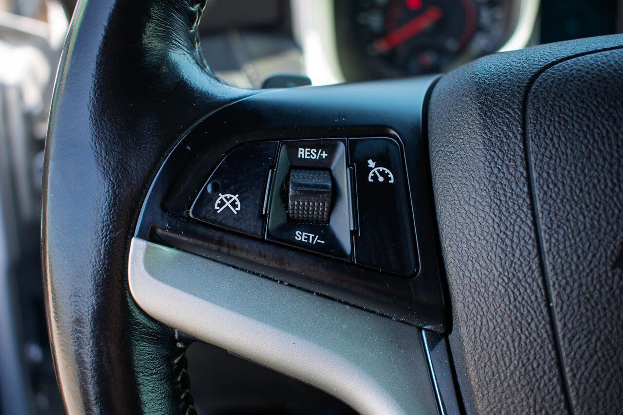 Used 2014 Chevrolet Camaro LT RWD image 19