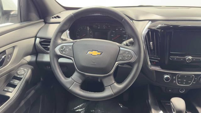 Used 2023 Chevrolet Traverse LT FWD image 19