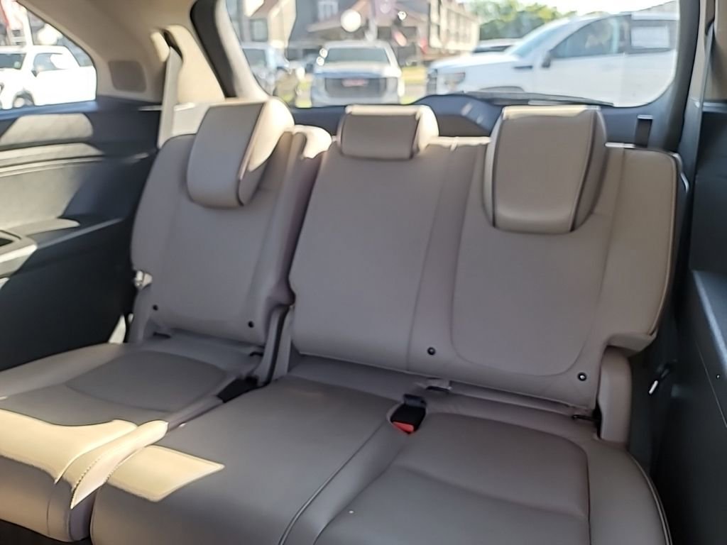 Used 2021 Honda Odyssey Elite image 12
