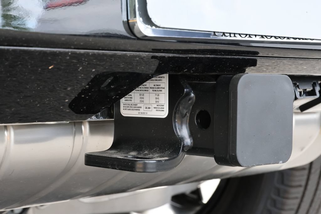 New 2026 Land Rover Defender 110 S AWD/4WD image 8