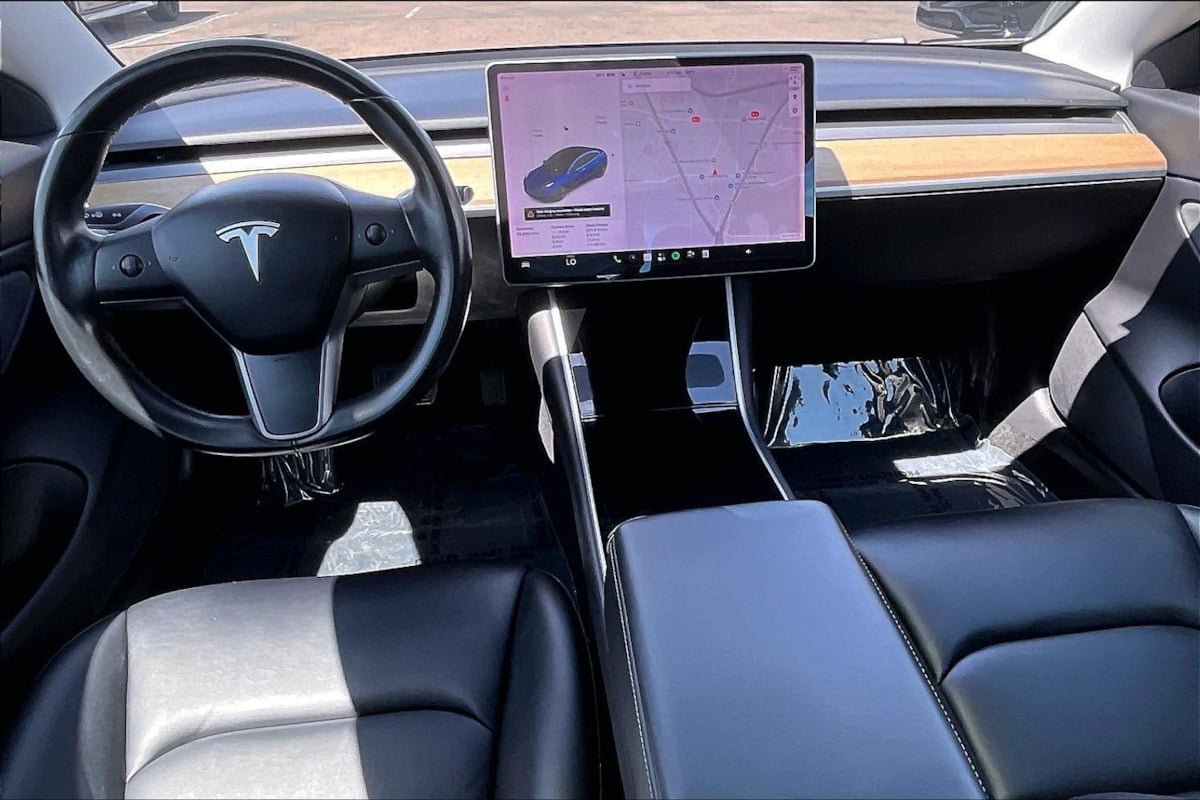 Used 2019 Tesla Model 3 Standard Range Plus RWD image 13